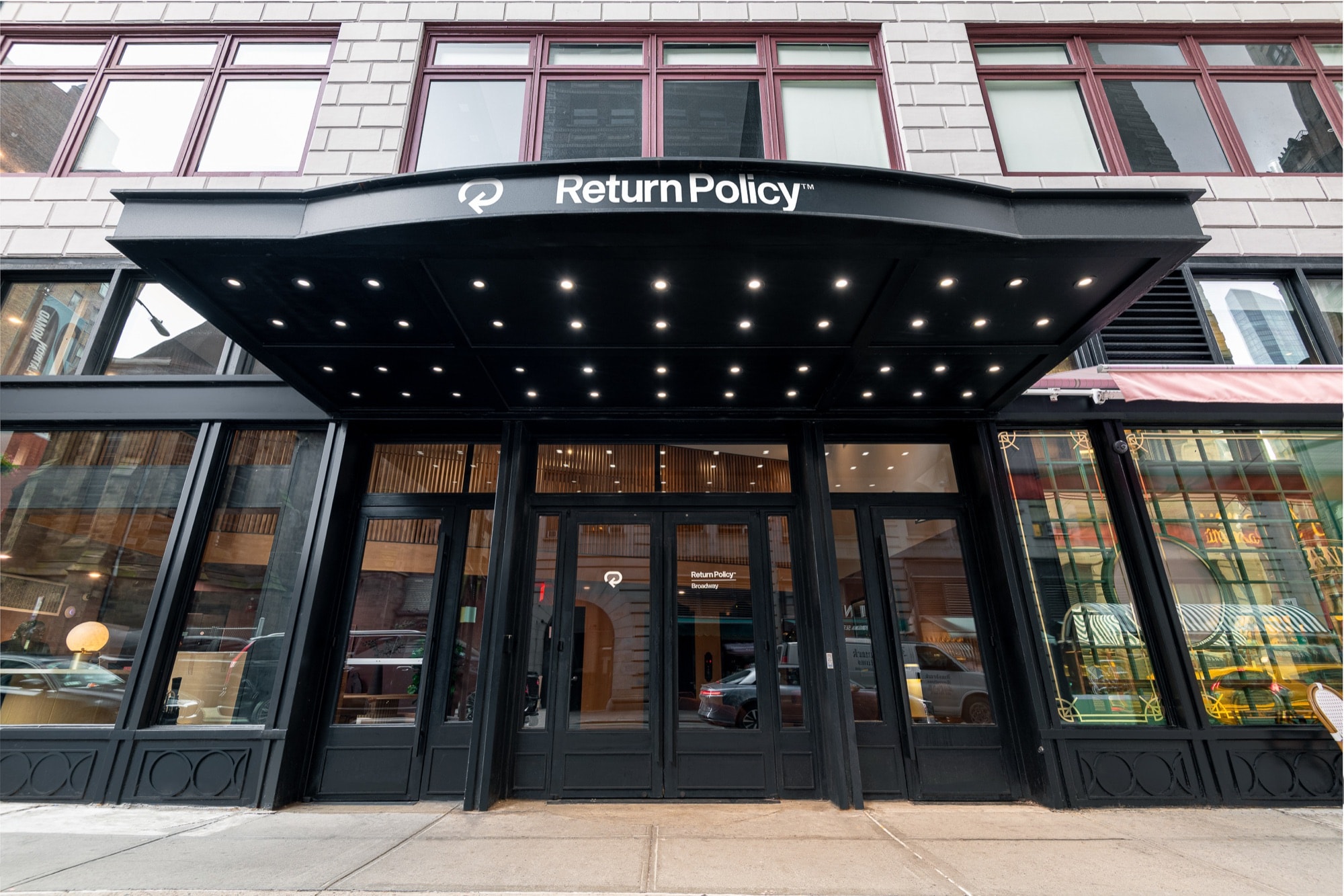 broadway-hotel-entrance-canopy